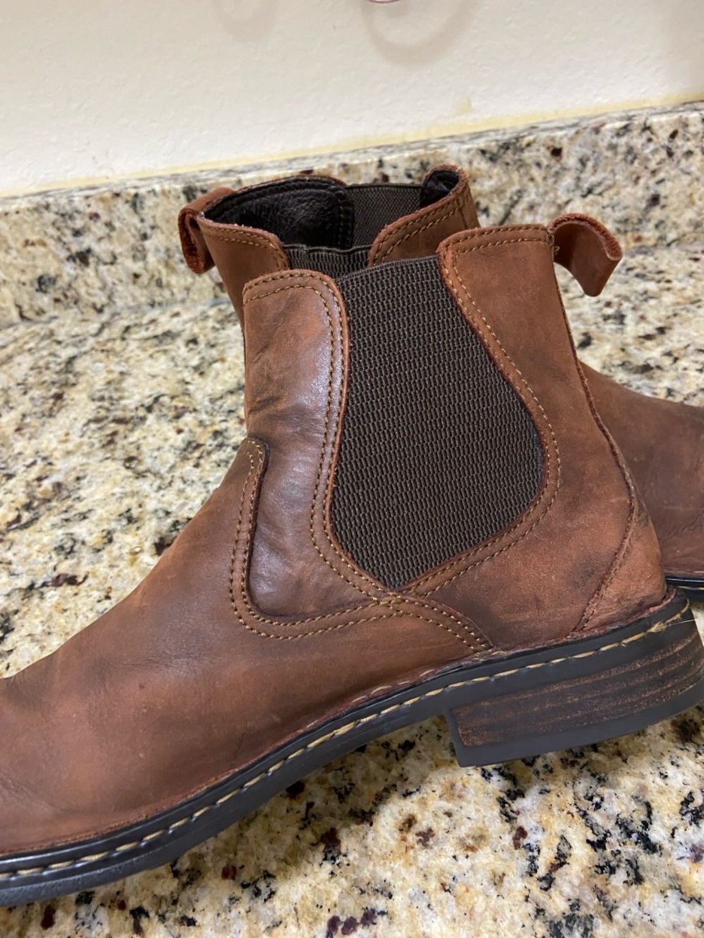 Born Brown Leather Chukka Chelsea Boots - Picture 3 of 9